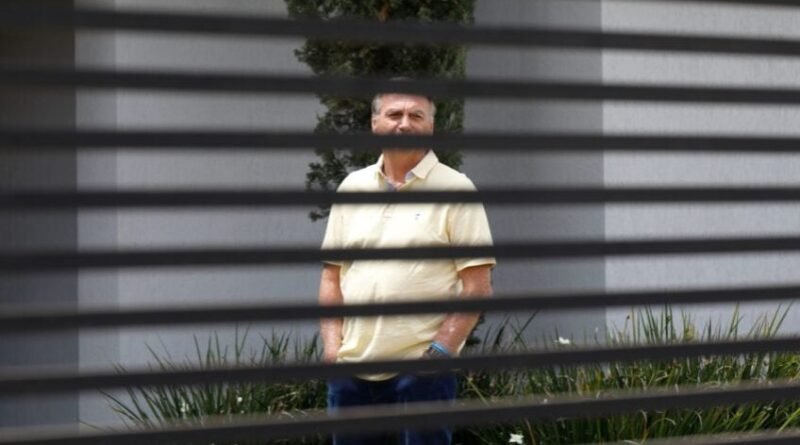 Decisão que mantém prisão domiciliar de Bolsonaro é divulgada na íntegra