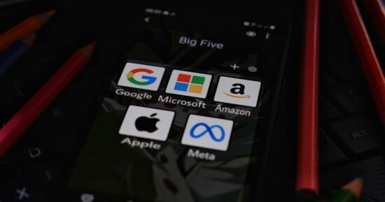 Decretos que ampliam responsabilidade das big techs no Brasil entram em vigor