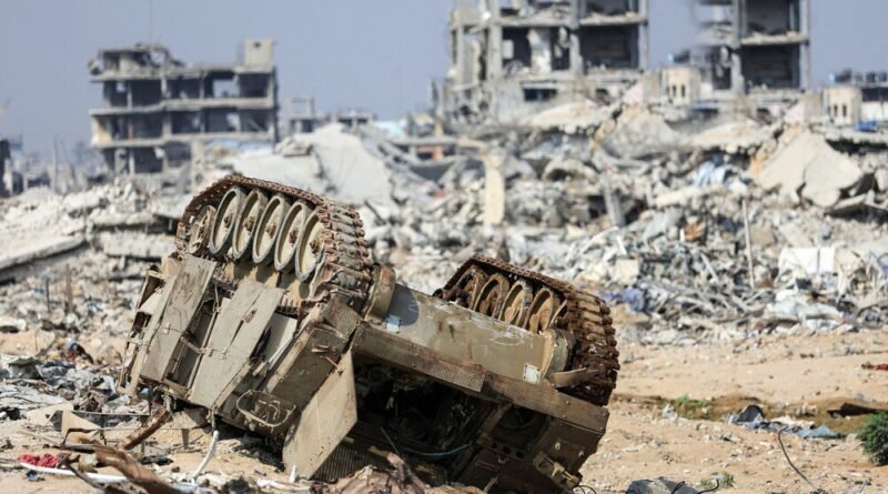Dr. Bartov alerta para nova era aterradora após impunidade na guerra de Gaza transformar atrocidades em negócios lucrativos