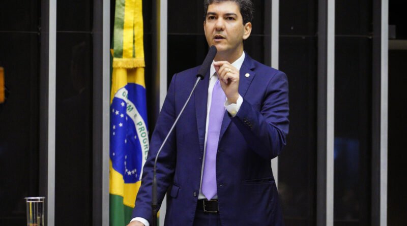 Eduardo Braide se destaca na corrida pelo governo do Maranhão enquanto sete candidatos disputam empate no Senado, revela pesquisa do Real Time Big Data