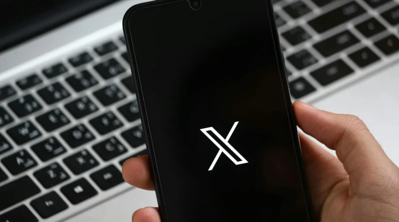 Especialistas analisam as implicações da abertura do código-fonte do X