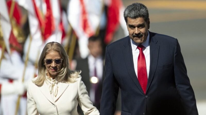 EUA planejam julgamento de Maduro para junho de 2027