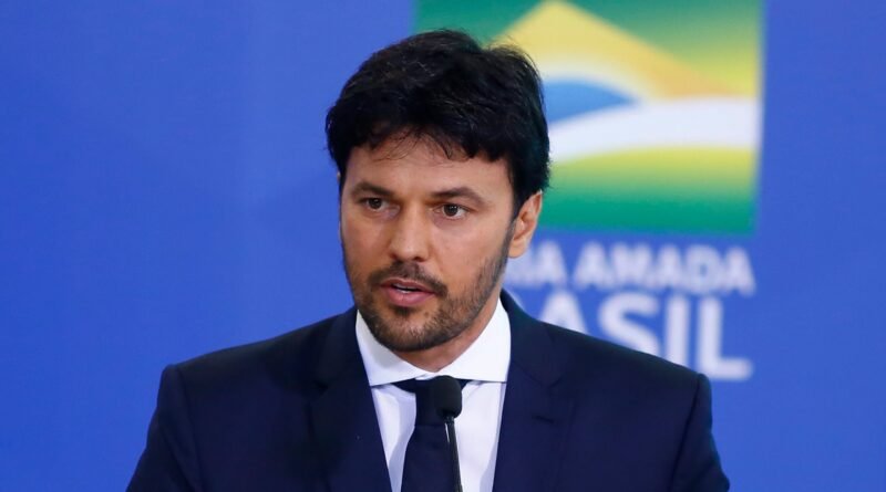 Ex-ministro de Bolsonaro propõe aproximação com PT na Bahia