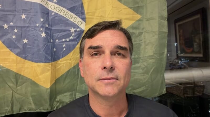 Flávio critica Moraes e o acusa de crimes de responsabilidade