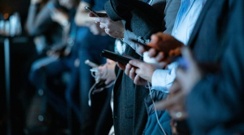 Investigação mira homens que gravavam e compartilhavam vídeos íntimos de suas parceiras na internet