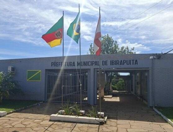 Justiça do RS ordena afastamento de filho de prefeito do cargo na secretaria municipal por nepotismo
