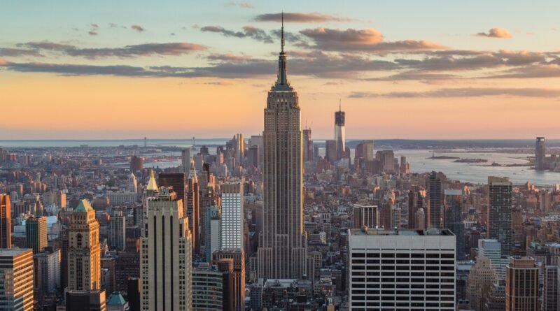Nova York revela que seu funcionário mais bem pago não é o prefeito, mas um encanador