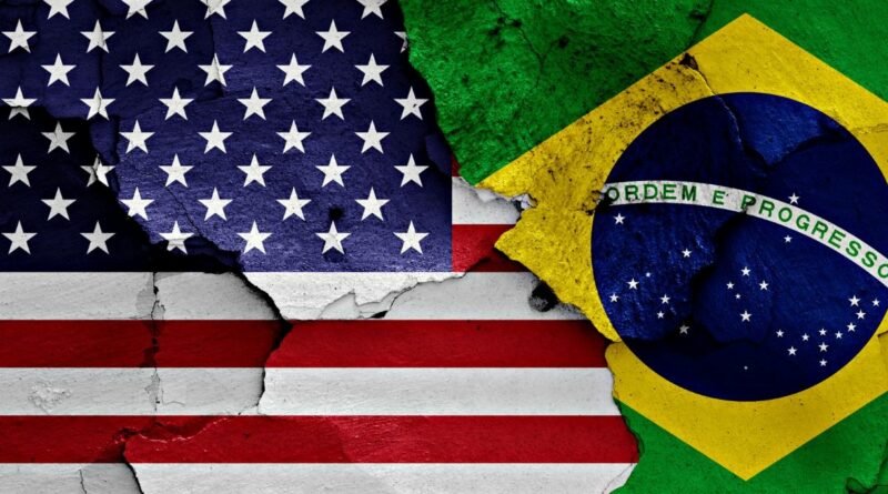 Pesquisa revela que 59,4% consideram tarifa injustificada e 54,2% acreditam que família Bolsonaro influenciou decisão dos EUA, segundo AtlasIntel/Bloomberg