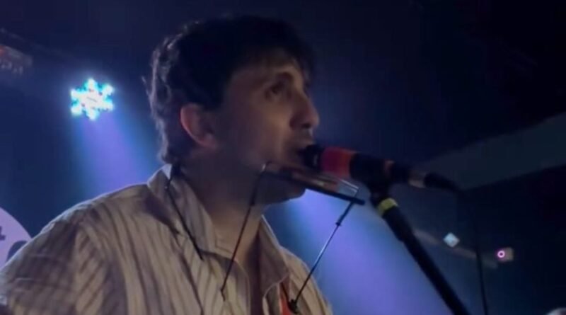 Renan Santos lança álbum e realiza show em São Paulo durante pré-campanha