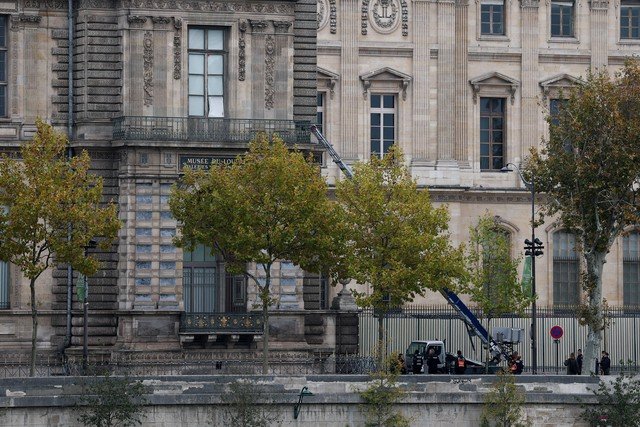 Roubo de Joias do Louvre: Suspeitos Revelam que Lucro Poderia Chegar a 25 Mil Euros