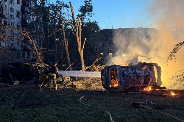 Rússia Intensifica Ataques com Mísseis e Drones em Kiev, Resultando em Nove Mortos