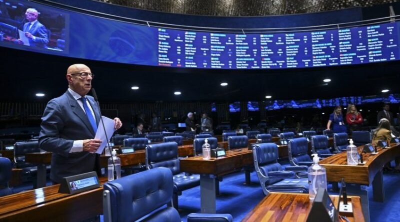Senado aprova comercialização de spray de pimenta como medida de defesa para mulheres