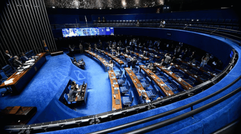 Senado realiza votação ao vivo sobre pauta-bomba na saúde