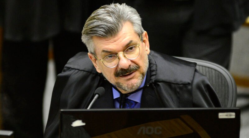 STJ agenda julgamento de Marco Buzzi, ministro acusado de assédio e importunação sexual