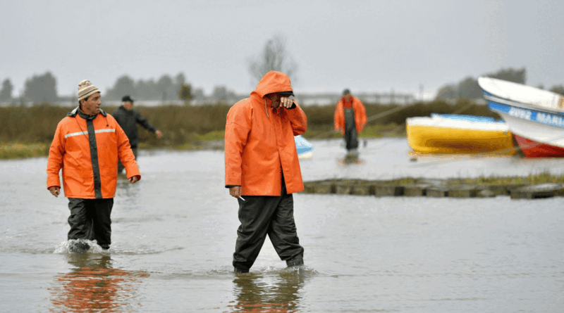 Tempestade Devastadora no Chile: Quatro Mortos e 1,5 Mil Casas Comprometidas