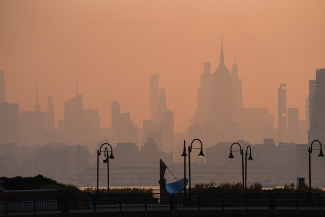 Tempestades Prometem Limpar Fumaça dos Incêndios no Canadá Antes da Grande Final da Copa do Mundo nos EUA