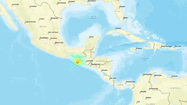 Terremoto de magnitude 7,3 é registrado no México com alerta de tsunami