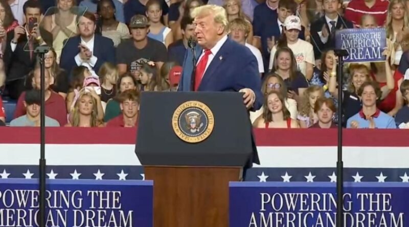 Trump afirma que Irã não pode controlar o estreito, apesar de não precisarmos dele