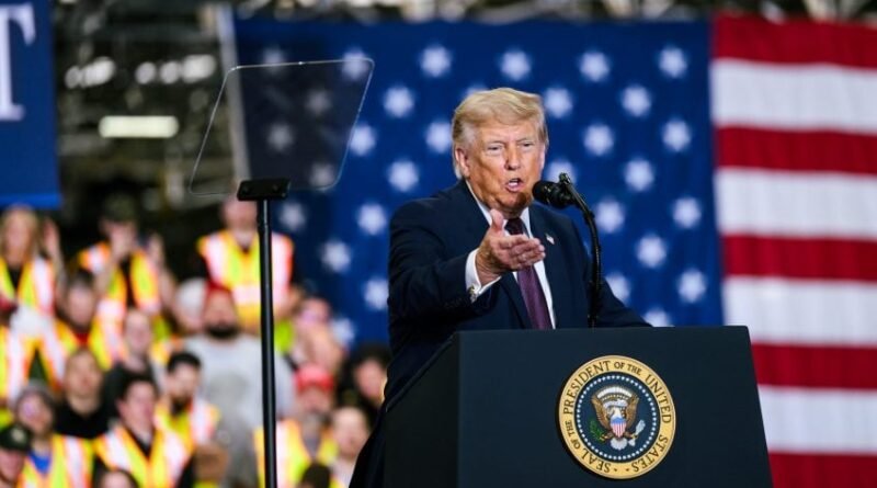 Trump solicita revogação das licenças da ABC e da NBC