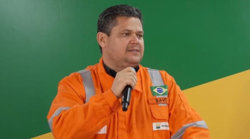 Alcolumbre elogia Lula por ações relacionadas ao petróleo no Amapá e defesa da soberania