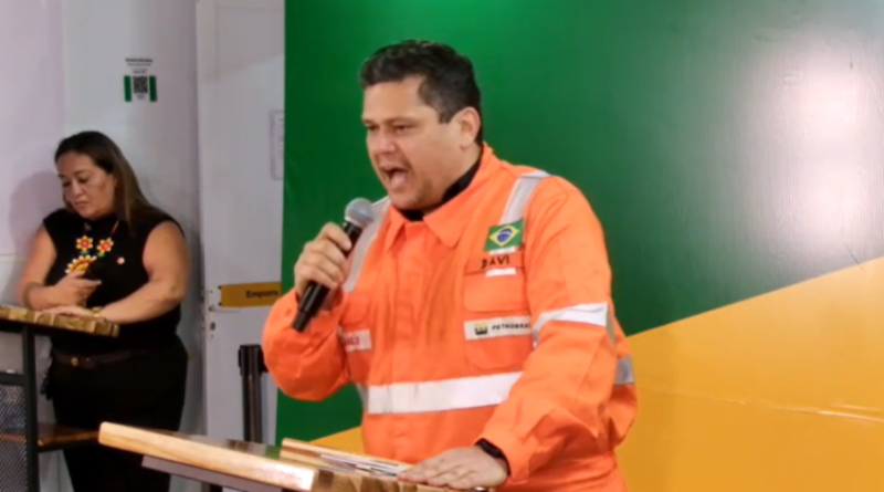 Alcolumbre se une a Lula em defesa da soberania nacional