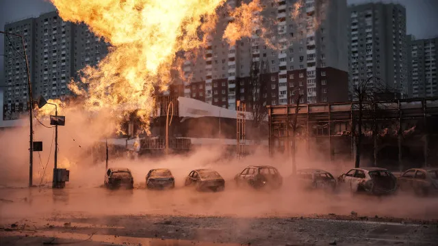 Ataque de mísseis balísticos da Rússia em Kyiv resulta em 9 mortes