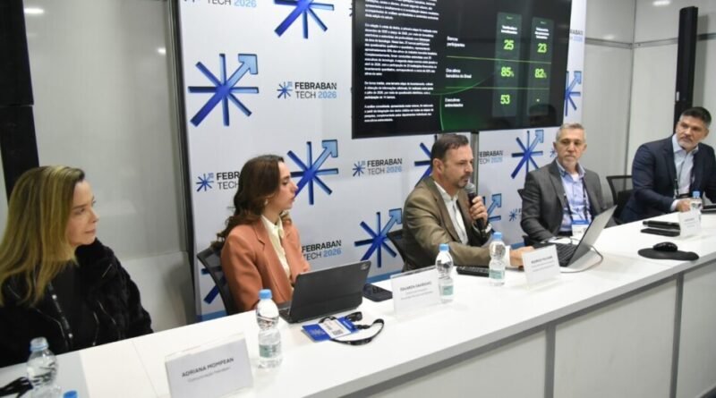 Bancos brasileiros planejam investir R$ 50,4 bilhões em tecnologia até 2026, segundo a Febraban