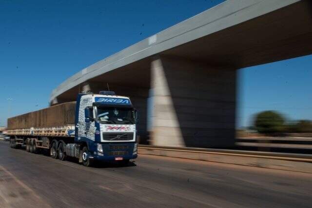 BNDES aprova quase R$ 2 bilhões em financiamentos para renovação de frota de caminhões e ônibus no Rio Grande do Sul