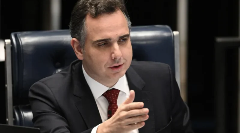 Bruno Dantas deixa o TCU e possibilita ascensão de Pacheco