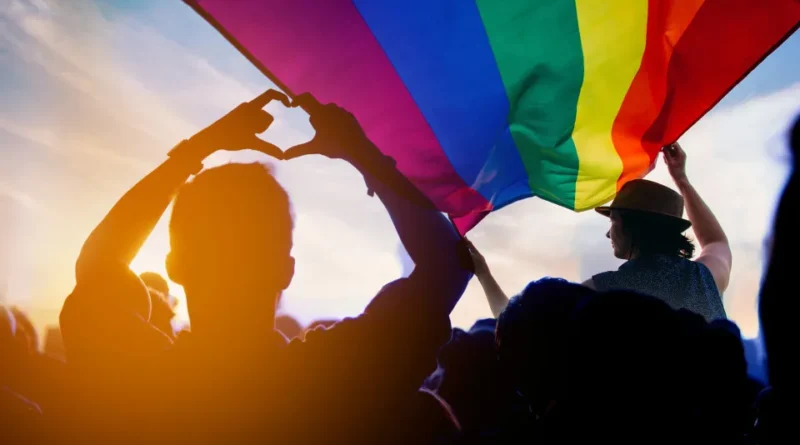 Candidaturas LGBT+ aumentam 57% nas eleições de 2026 em relação a 2022