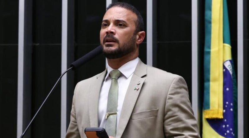 Capitão Alden sugere inclusão de polícias municipais no Susp