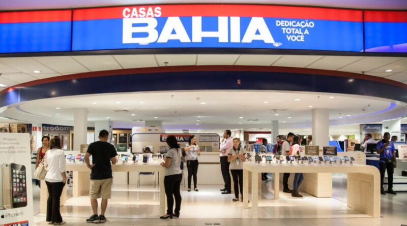 Casas Bahia encerra atividades de 298 lojas e diminui número de empregados