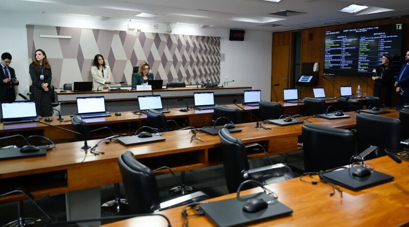 Congresso cria comissão para avaliar crédito a entregadores de aplicativos