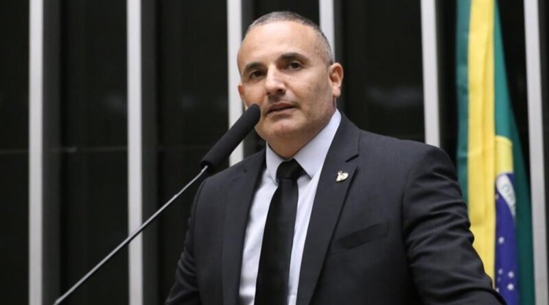 Delegado Palumbo sugere implementação de trabalho obrigatório para detentos em regime provisório