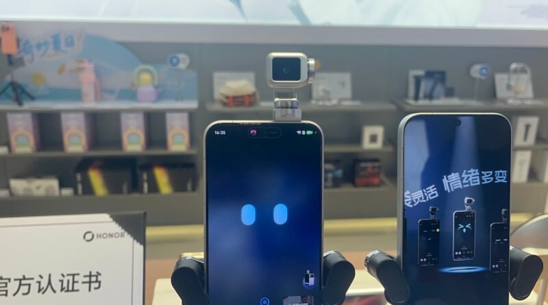 Empresa chinesa apresenta smartphone com câmera retrátil acionada por inteligência artificial