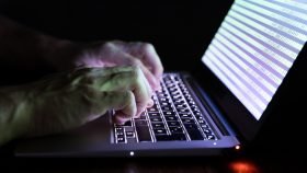 Estudo revela que violações de dados relacionadas à IA mais que dobram com o avanço de agentes autônomos