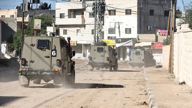 Exército de Israel realiza bombardeio na Cisjordânia e mata três pessoas