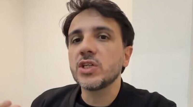 Flávio Bolsonaro acessou e-mails de filiação ao Missão, afirma Renan Santos