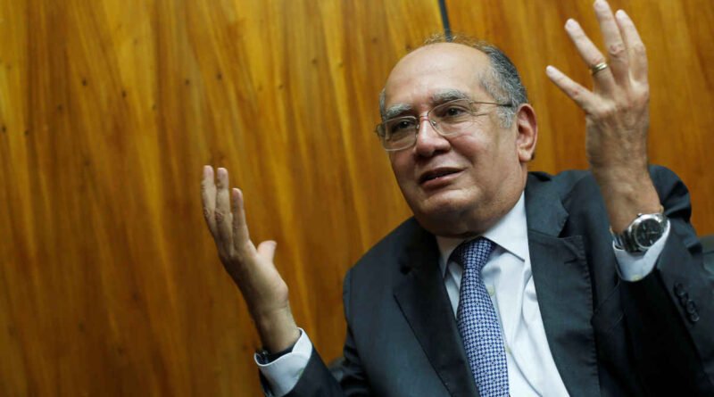 Gilmar desconsidera pedido de impeachment de ministros do STF por senadores da direita