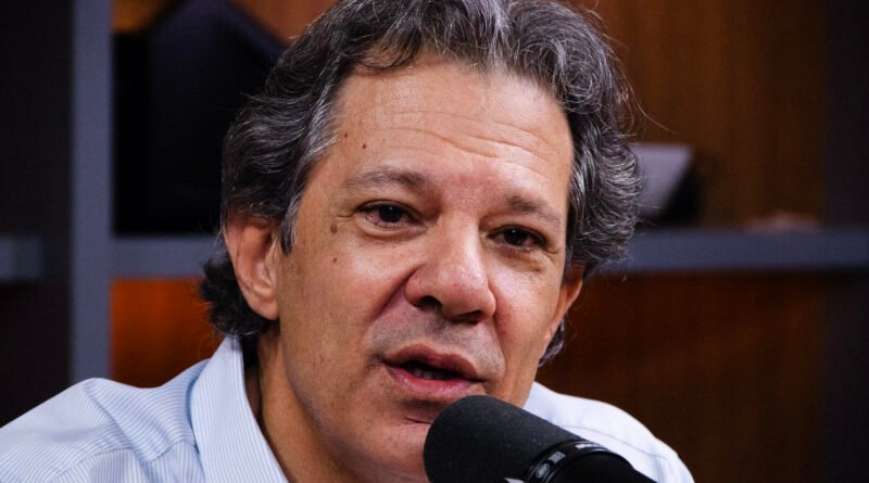 Haddad critica privatizações apressadas em São Paulo e promete renegociar contratos