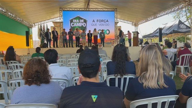 Irrigashow atrai 5 mil visitantes em Paranapanema
