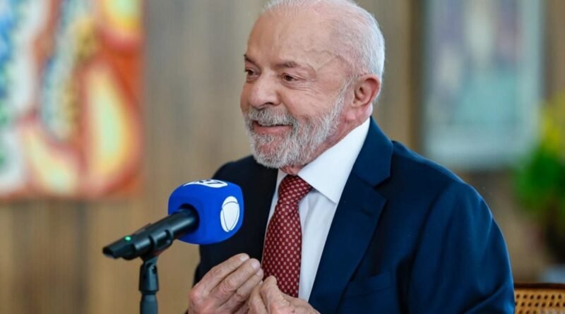 Lula afirma que déficit fiscal de seu governo é superior ao de Bolsonaro