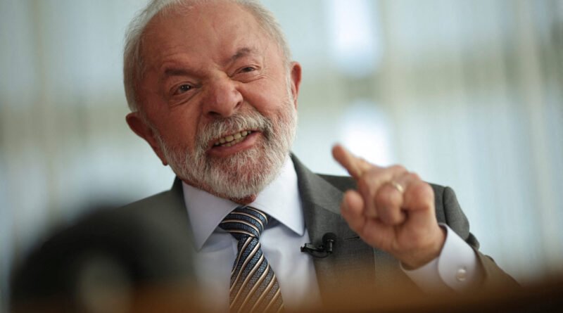 Lula solicita a Motta e Alcolumbre pauta de votação para acabar com a 'taxa das blusinhas' e a escala 6x1 durante almoço