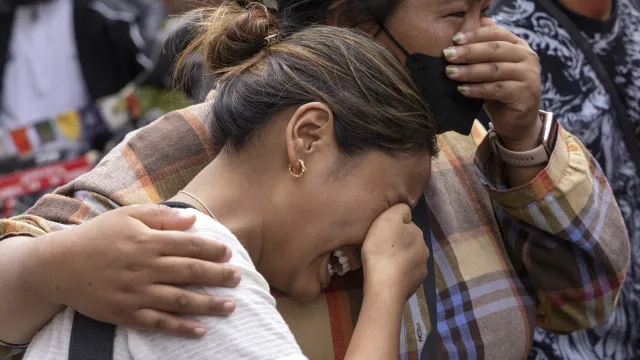 Número de mortos no Nepal e Tibete devido a enxurrada chega a 750