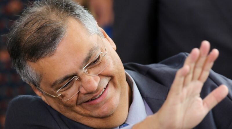 Partidos têm prazo até quarta-feira para esclarecer a Dino atuação de dirigentes na distribuição de emendas