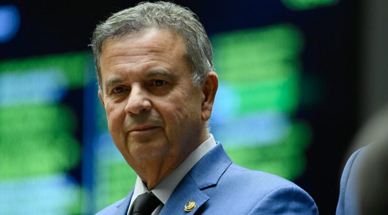 Plano de governo de Flávio Bolsonaro propõe incentivos a biocombustíveis, afirma Rogério Marinho
