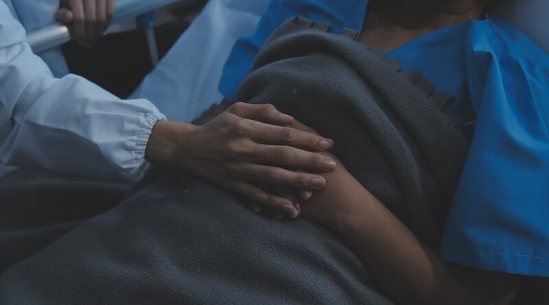 Projeto assegura licença remunerada para casos de aborto não criminoso