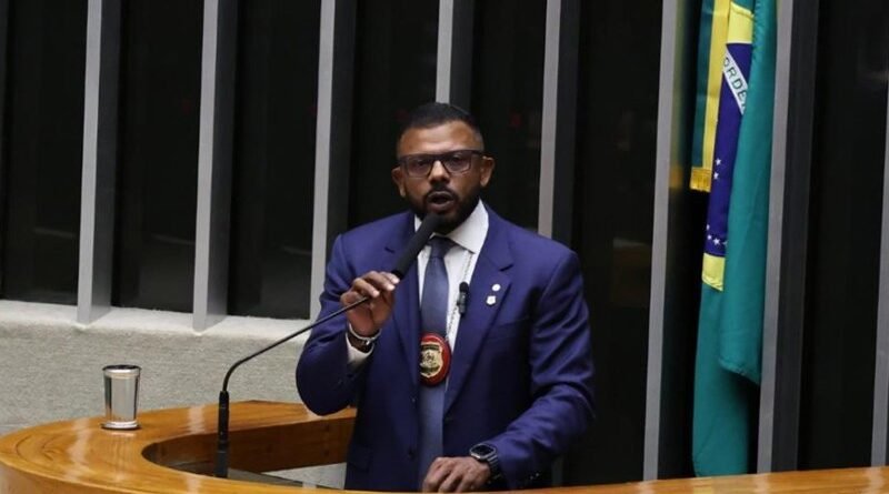 Projeto permite ampliação do porte de arma para guardas municipais aposentados