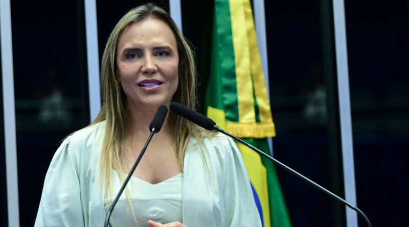 Rombo do BRB é utilizado por adversários para atacar governadora do DF em debate
