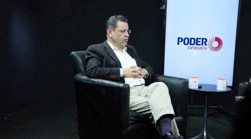 Rui Costa Pimenta afirma que Estado não deve ser religioso em debate sobre aborto